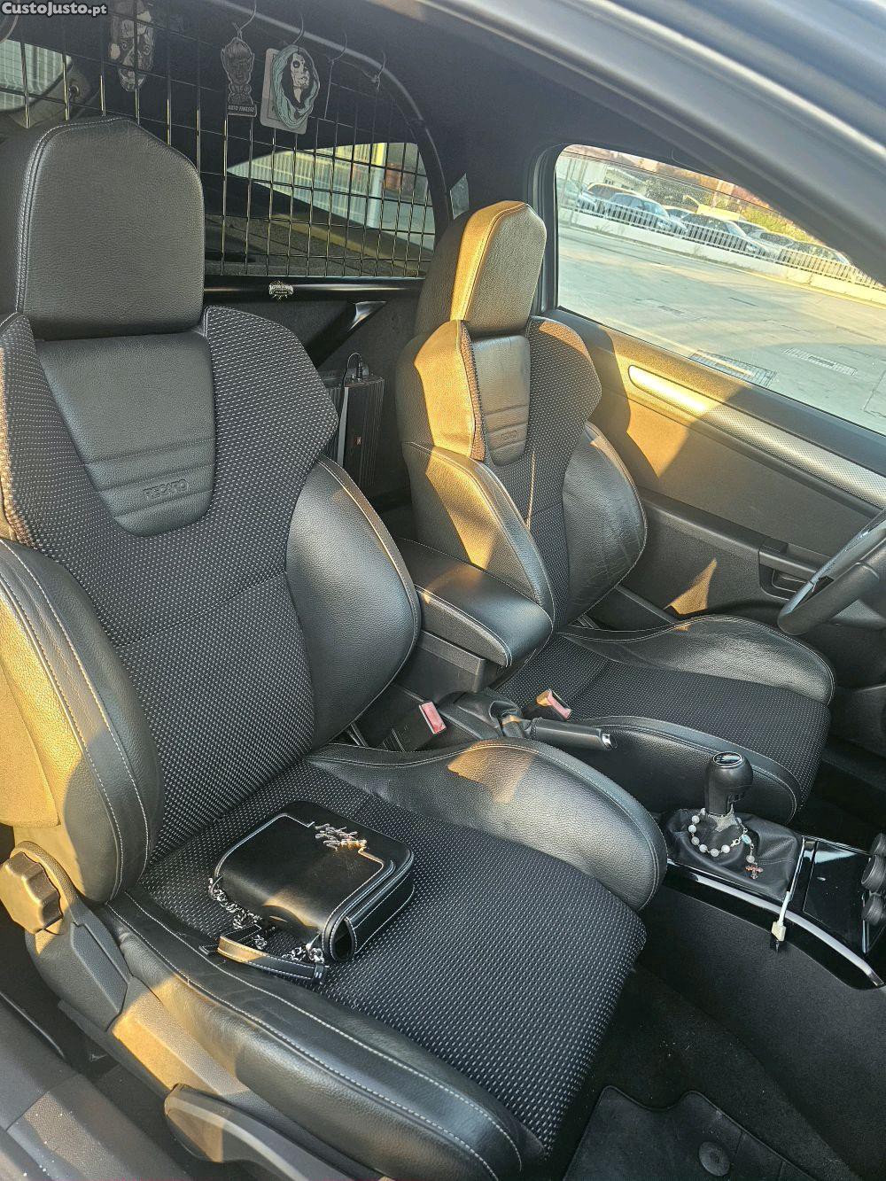 Opel Astra h gtc — fotografia 10