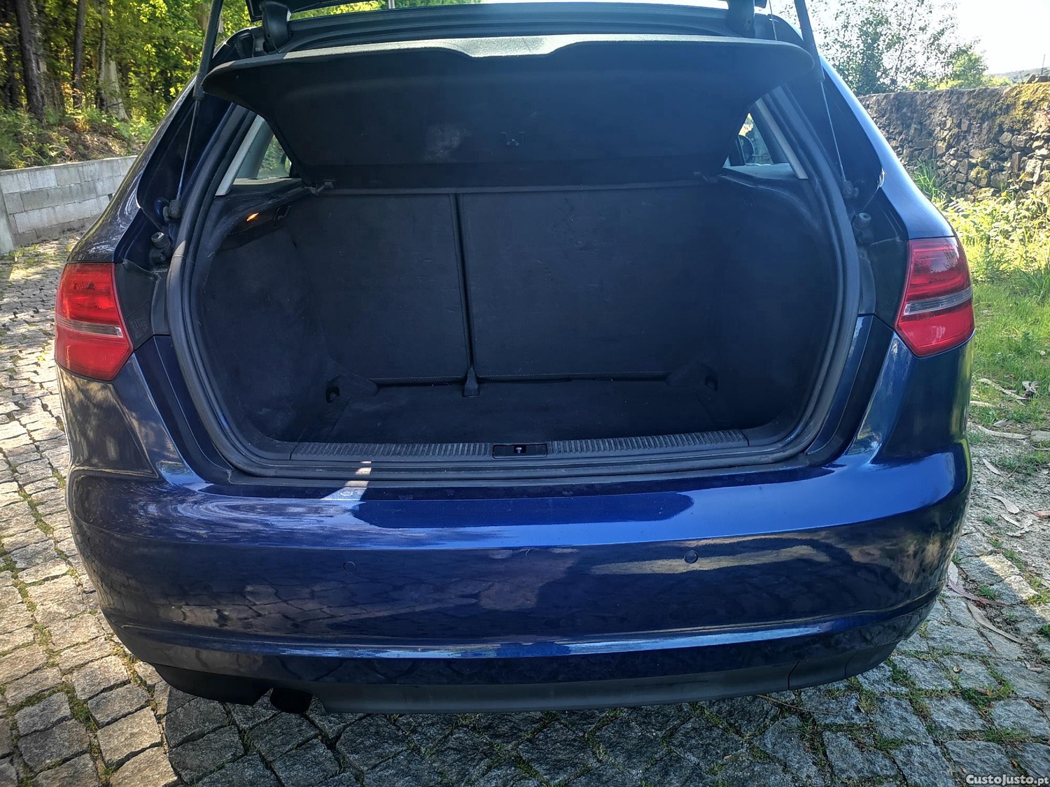 Audi A3 Sportback 1.6 TDI 105cv Attraction c/ Garantia — fotografia 2