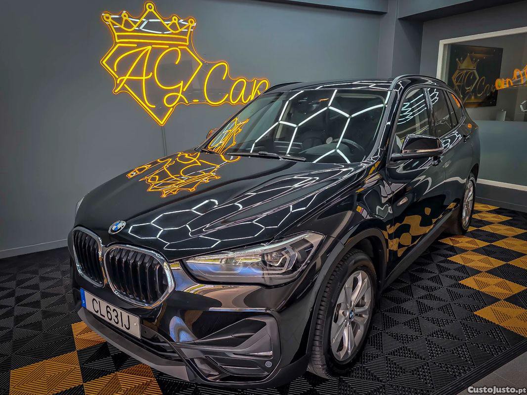 BMW X1 xDrive25e Advantage — fotografia 17