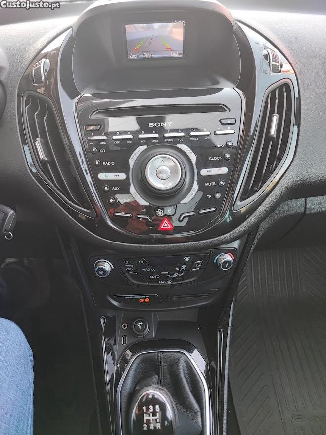 Ford B-Max Titanium 1.5 TDCi — fotografia 6