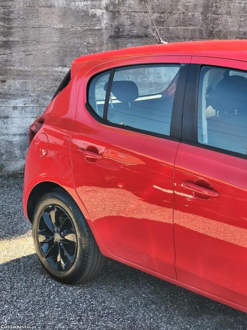 Opel Corsa 1.2 Color Edition — fotografia 18