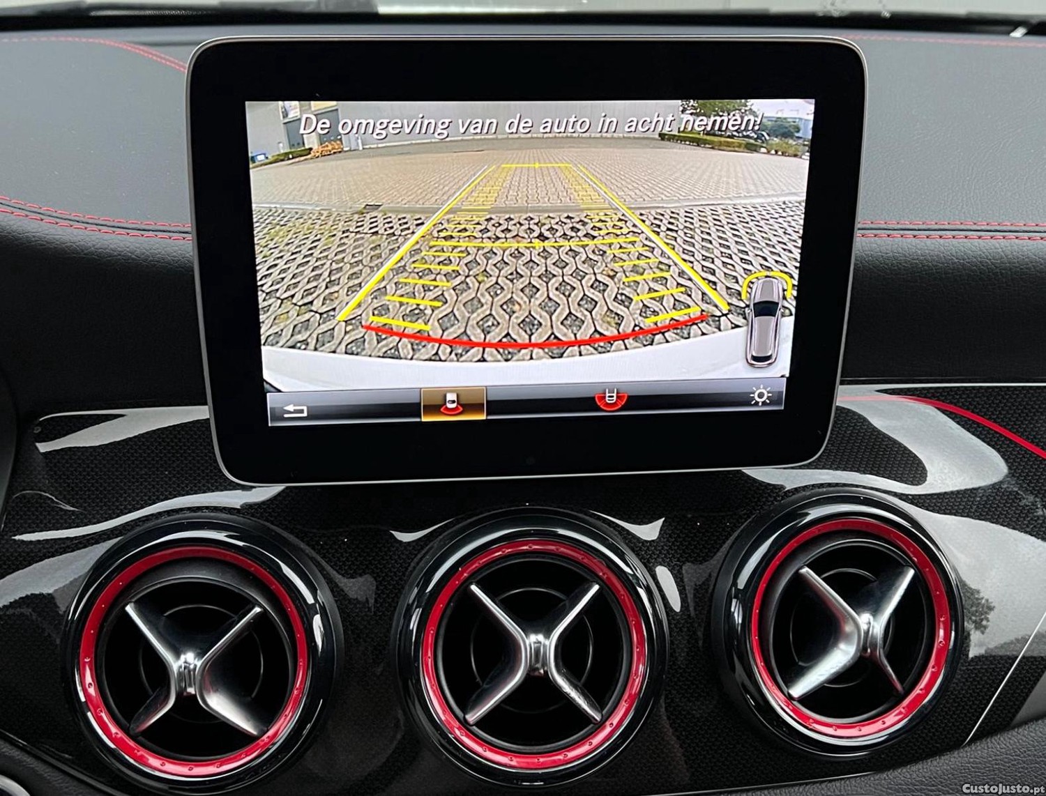 Mercedes-Benz CLA 45 AMG 4Matic Speedshift 7G-DCT Night Edition — fotografia 4