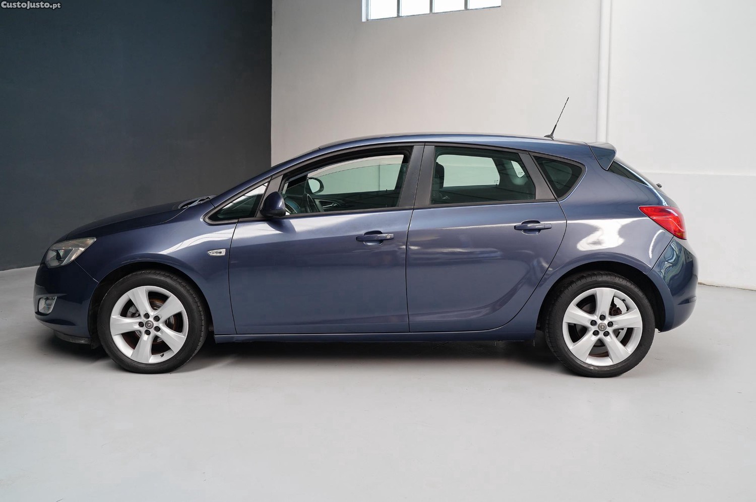 Opel Astra 1.4 Cosmo S/S — fotografia 3