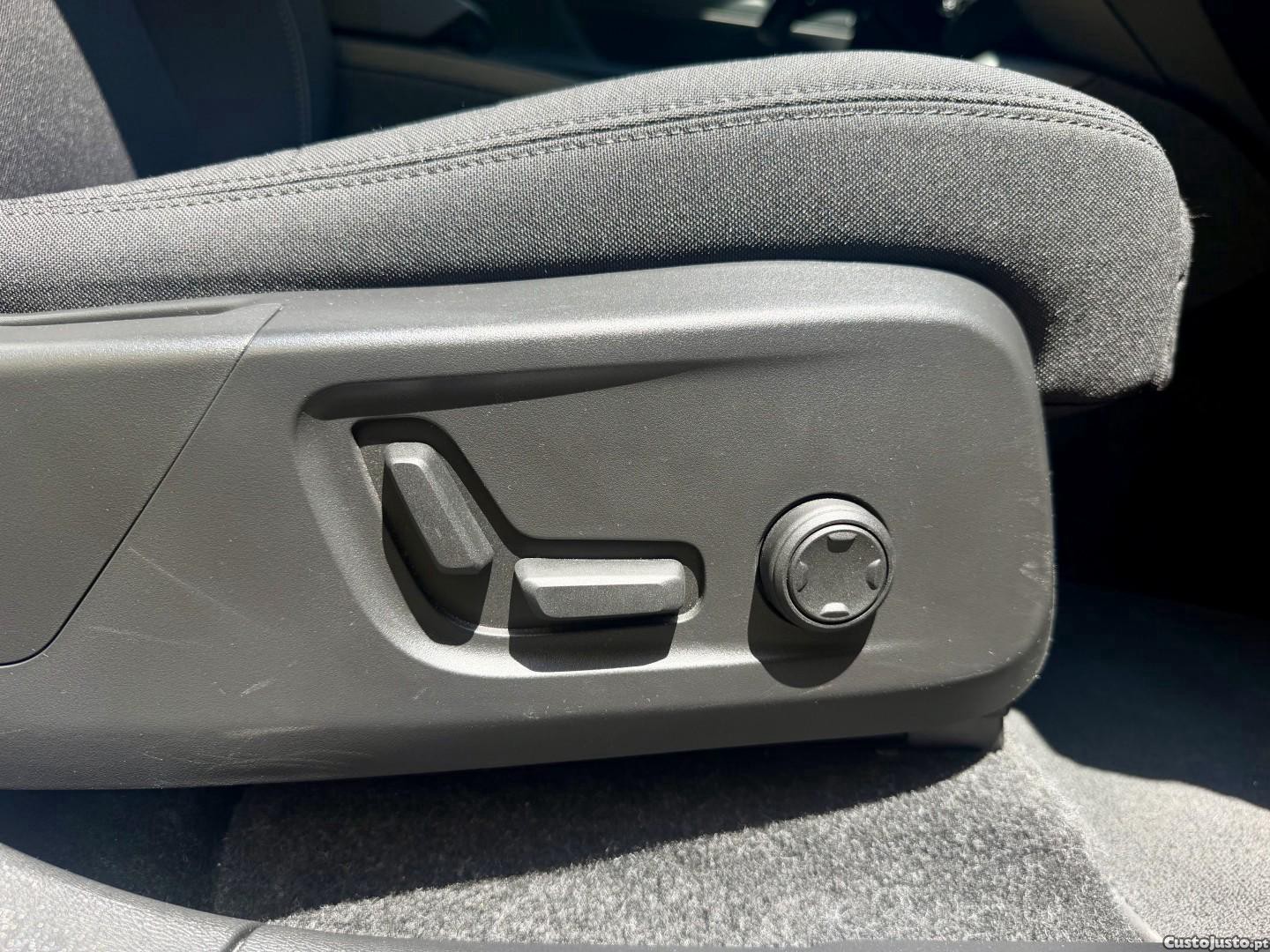 Volvo C40 Recharge Single Motor Ultimate — fotografia 11