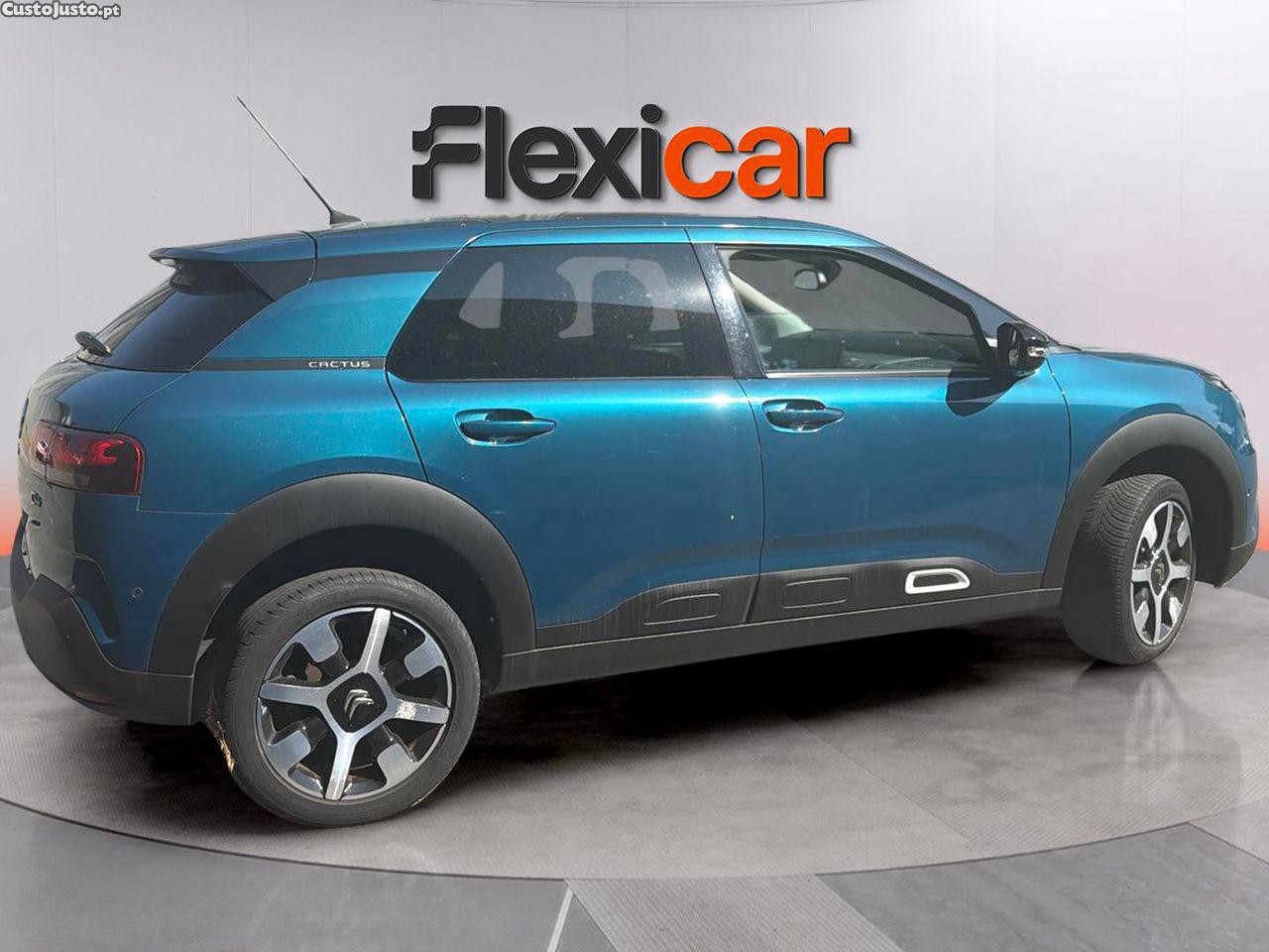 Citroën C4 Cactus 1.2 PureTech Shine — fotografia 12