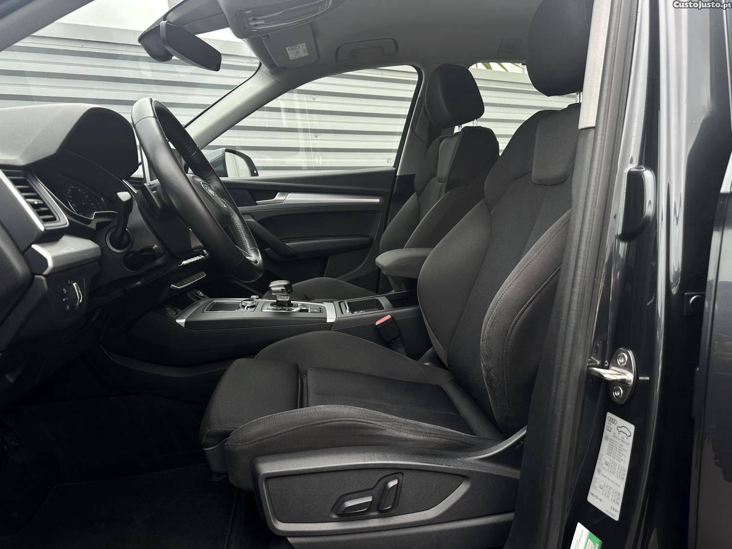 Audi Q5 40 TDI quattro Sport — fotografia 18