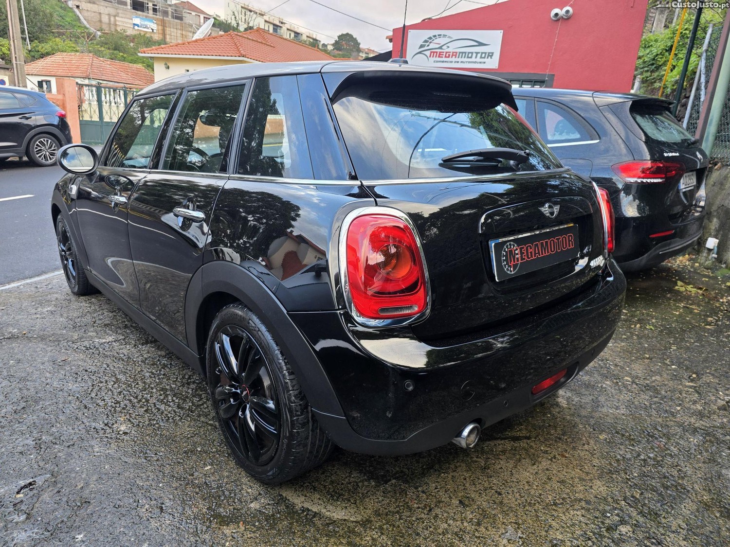 MINI Cooper 1.5 Seven Edition — fotografia 33