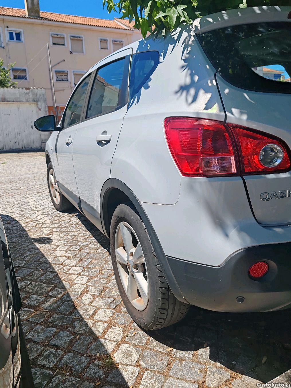 Nissan Qashqai Diesel - Teto Panorâmico - Barato! — fotografia 4