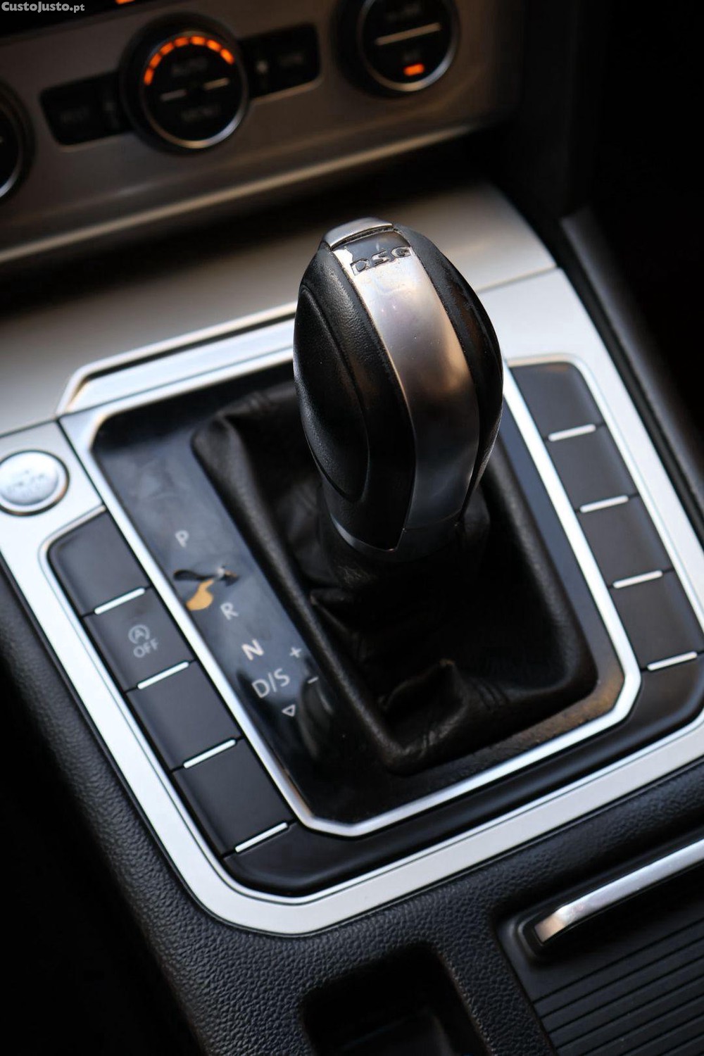 Volkswagen Passat 1.6 Tdi Bluemotion Cx Automática — fotografia 6