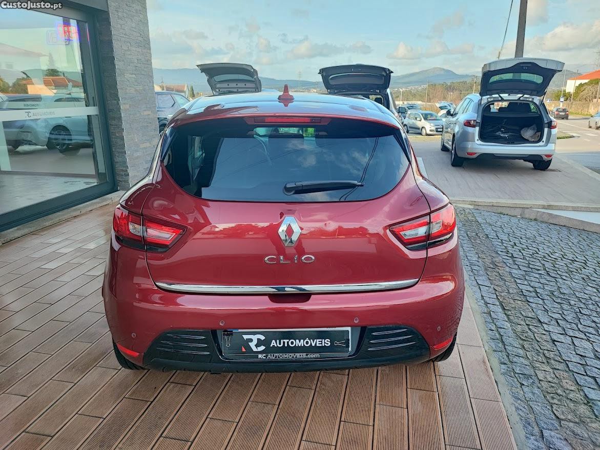 Renault Clio Limited 0.9 TCe - 18 — photo 4