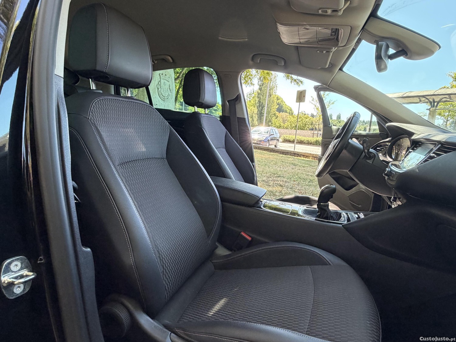 Opel Insignia 2.0 Turbo D — fotografia 4