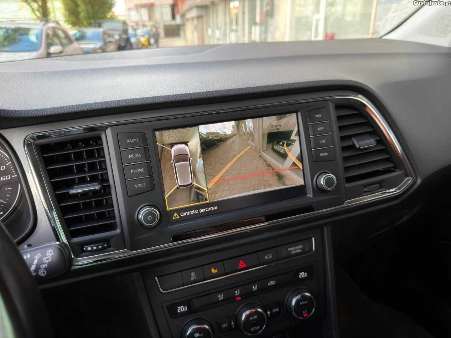 SEAT Ateca 1.6 TDI Ecomotive Reference — fotografia 5