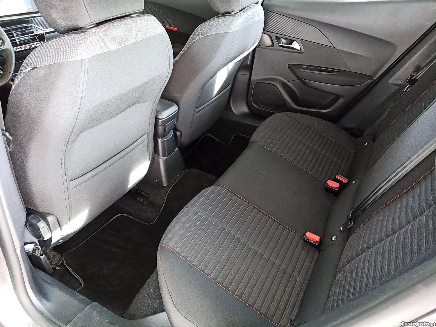 Peugeot 2008 II 1.5 BlueHDi 110 - 22 — photo 5