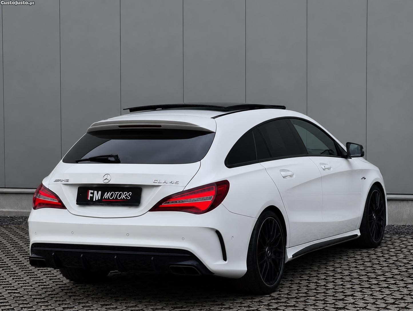 Mercedes-Benz CLA 45 AMG 4Matic Speedshift 7G-DCT Night Edition — fotografia 7