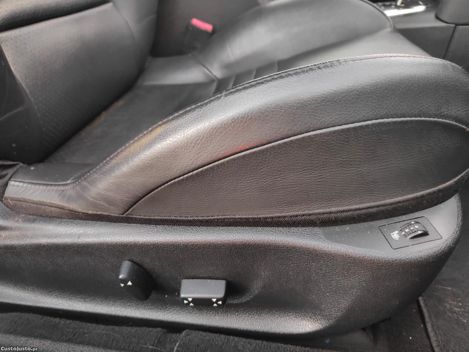 Peugeot 407 Coupé 2.7 HDi V6 AM6 — fotografia 3