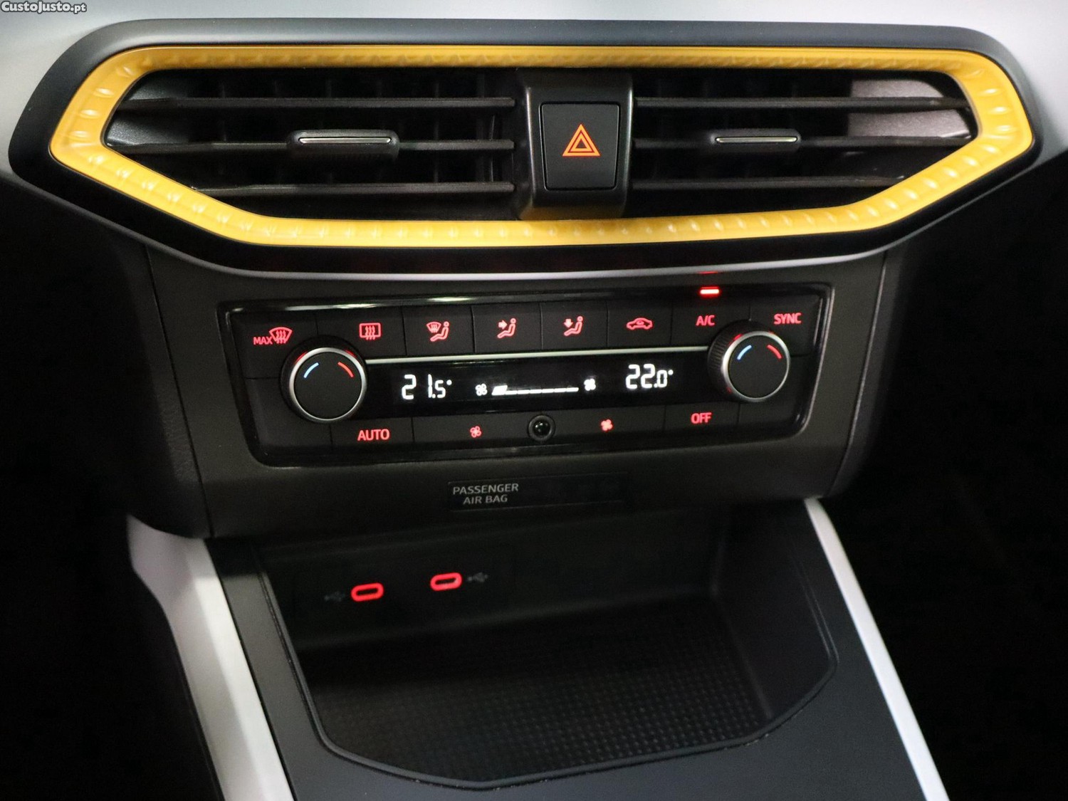 SEAT Arona 1.0 TSI FR DSG — fotografia 3