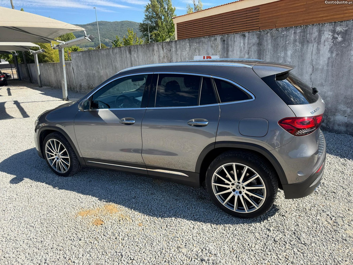 Mercedes-Benz GLA 250 e AMG Line — fotografia 14