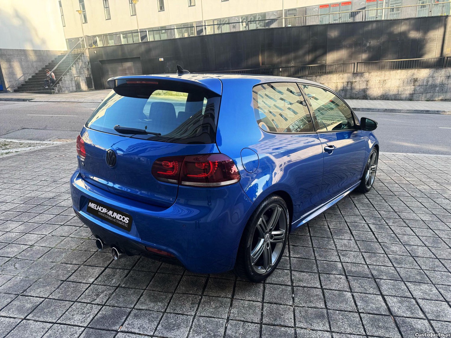 VW Golf 2.0 TSi R20 DSG - 10 foto 4