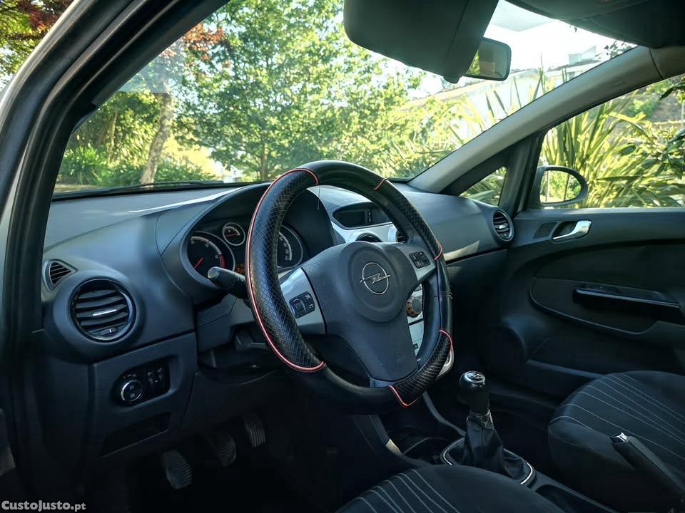 Opel Corsa 1.3 CDTI SPORT - 5 LUGARES - A/C - OPORTUNIDADe — fotografia 3