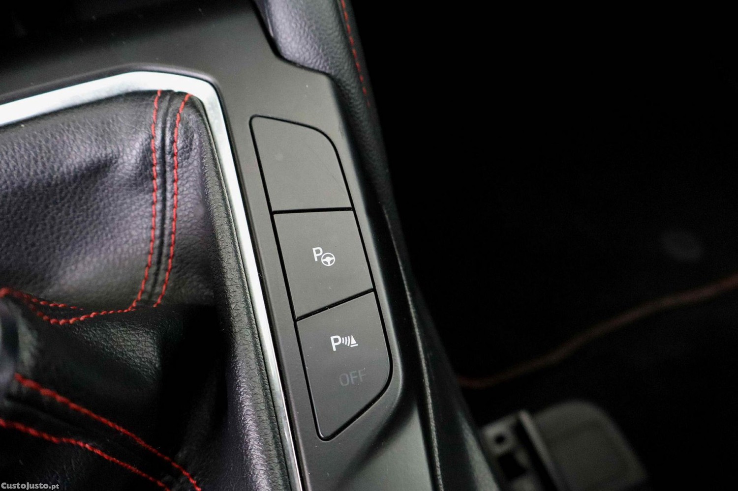 Ford Kuga 1.5 EcoBoost ST-Line X — fotografia 11
