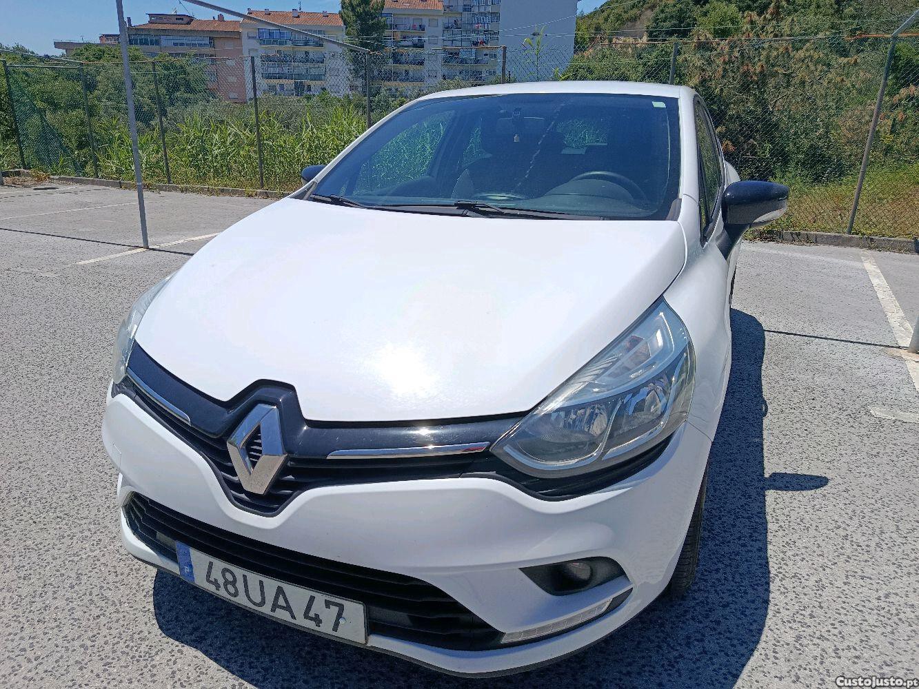 Renault Clio 0.9 TCE Limited — fotografia 10