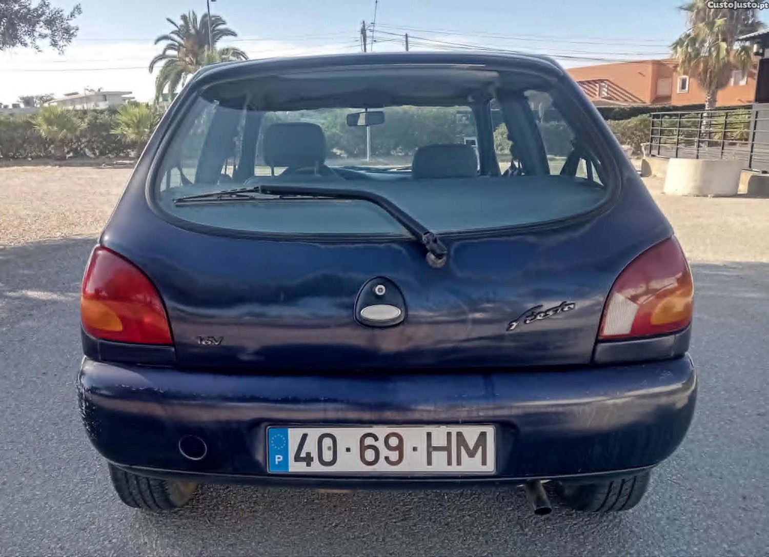Ford Fiesta 1.2cc tecno — fotografia 7