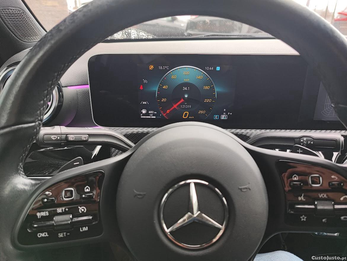 Mercedes-Benz A 180 d Style Plus Auto — fotografia 5