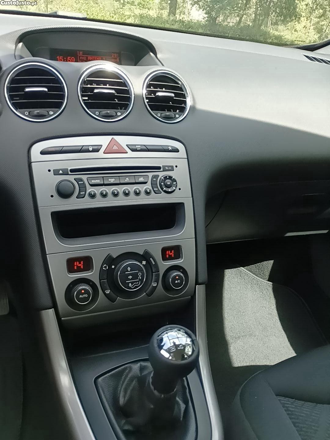Peugeot 308 1.6 HDI - 11 foto 3