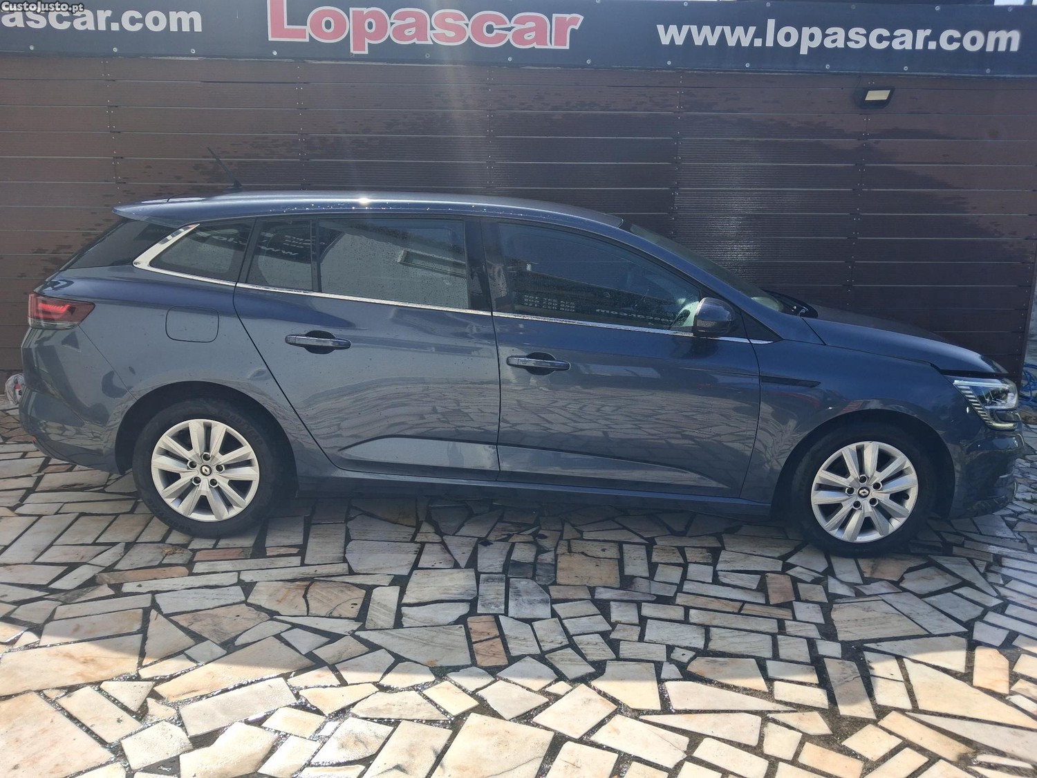 Renault Mégane Sport Tourer 1.5Equilibre Blue dci 115cv NACIONAL IVA Dedutível — fotografia 9