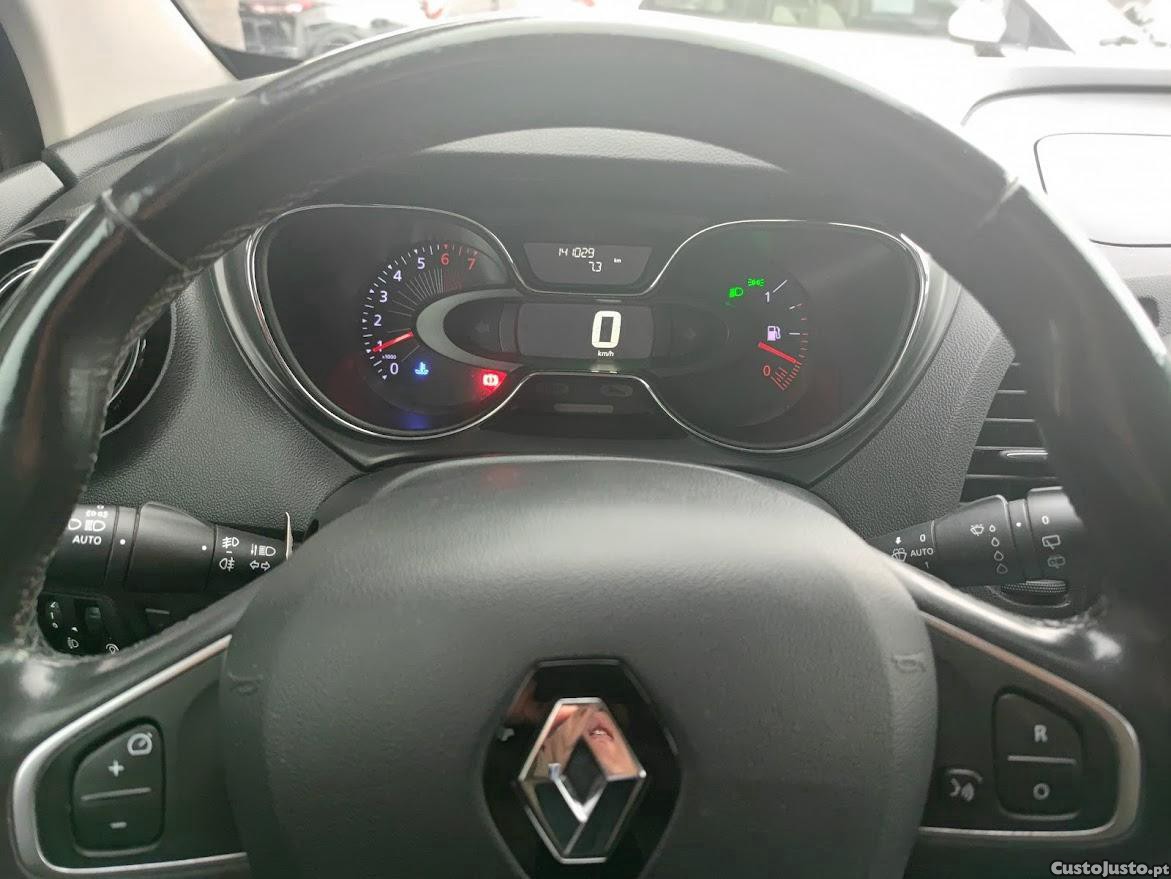 Renault Captur Exclusive 0.9 TCe — fotografia 5