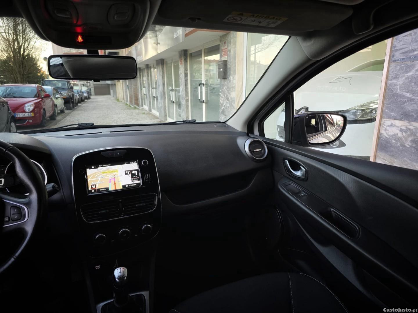 Renault Clio 1.5 dCi Limited — fotografia 3