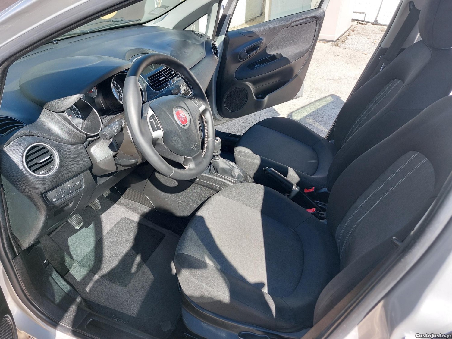 Fiat Punto 1.2 i 67cv, 5.p, a.c, estimado — fotografia 11