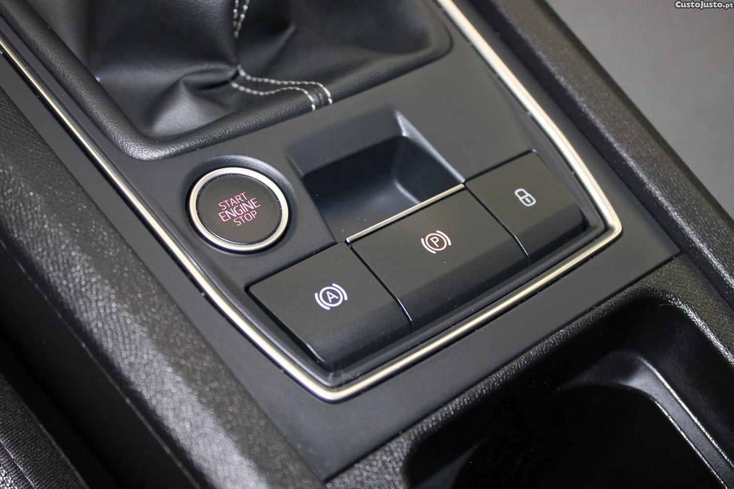 SEAT Leon ST 1.0 TSI STYLE — fotografia 11