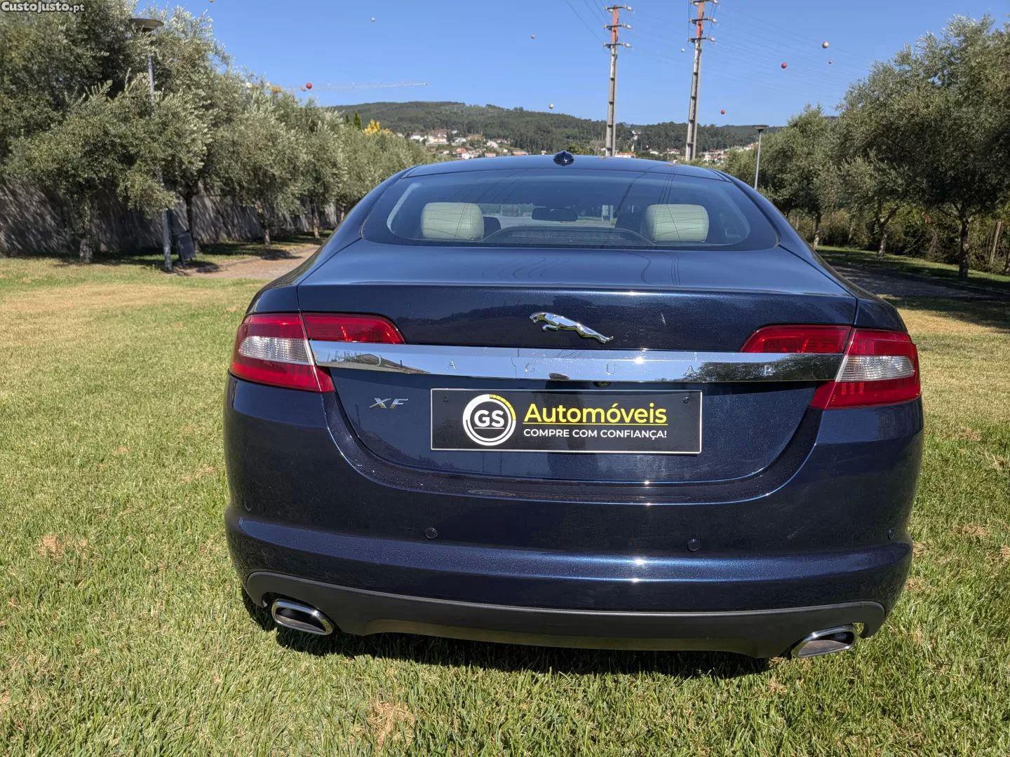 Jaguar XF 2.7 d v6 premium luxury - 08 — photo 5