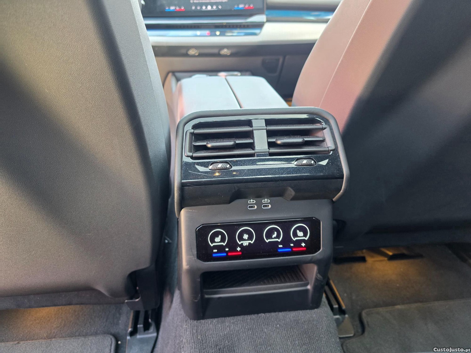 BMW i5 E-DRIVE 40 PACK M — fotografia 3