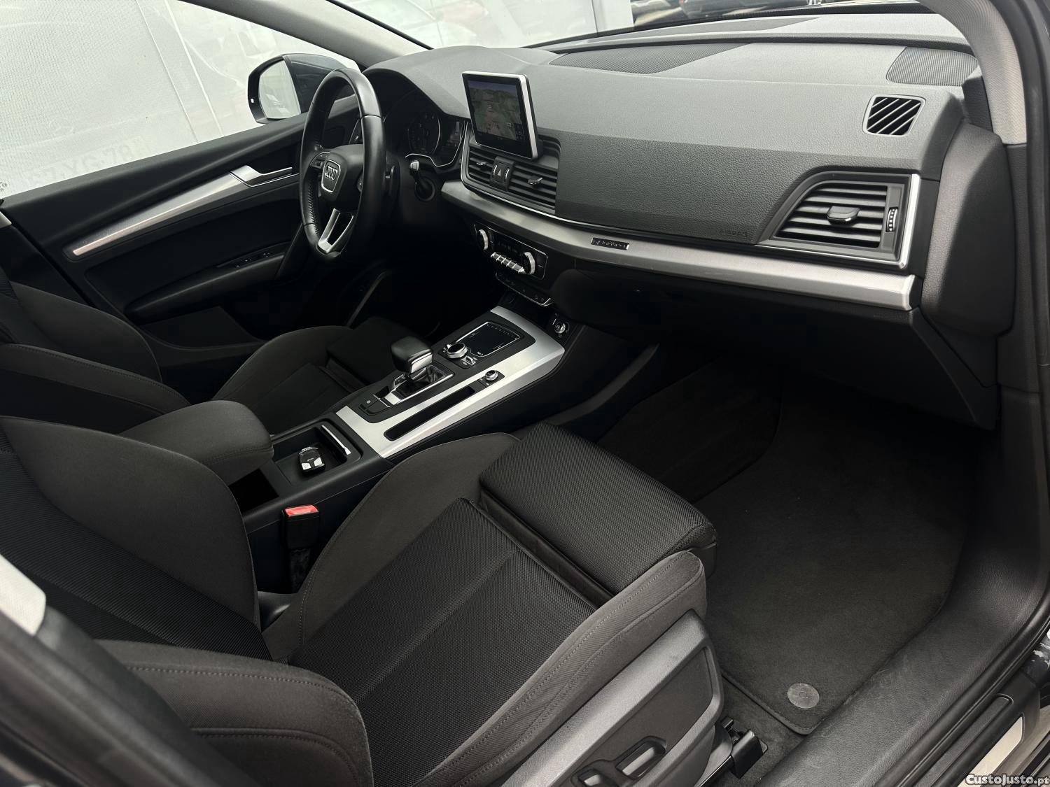 Audi Q5 40 TDI quattro Sport — fotografia 6