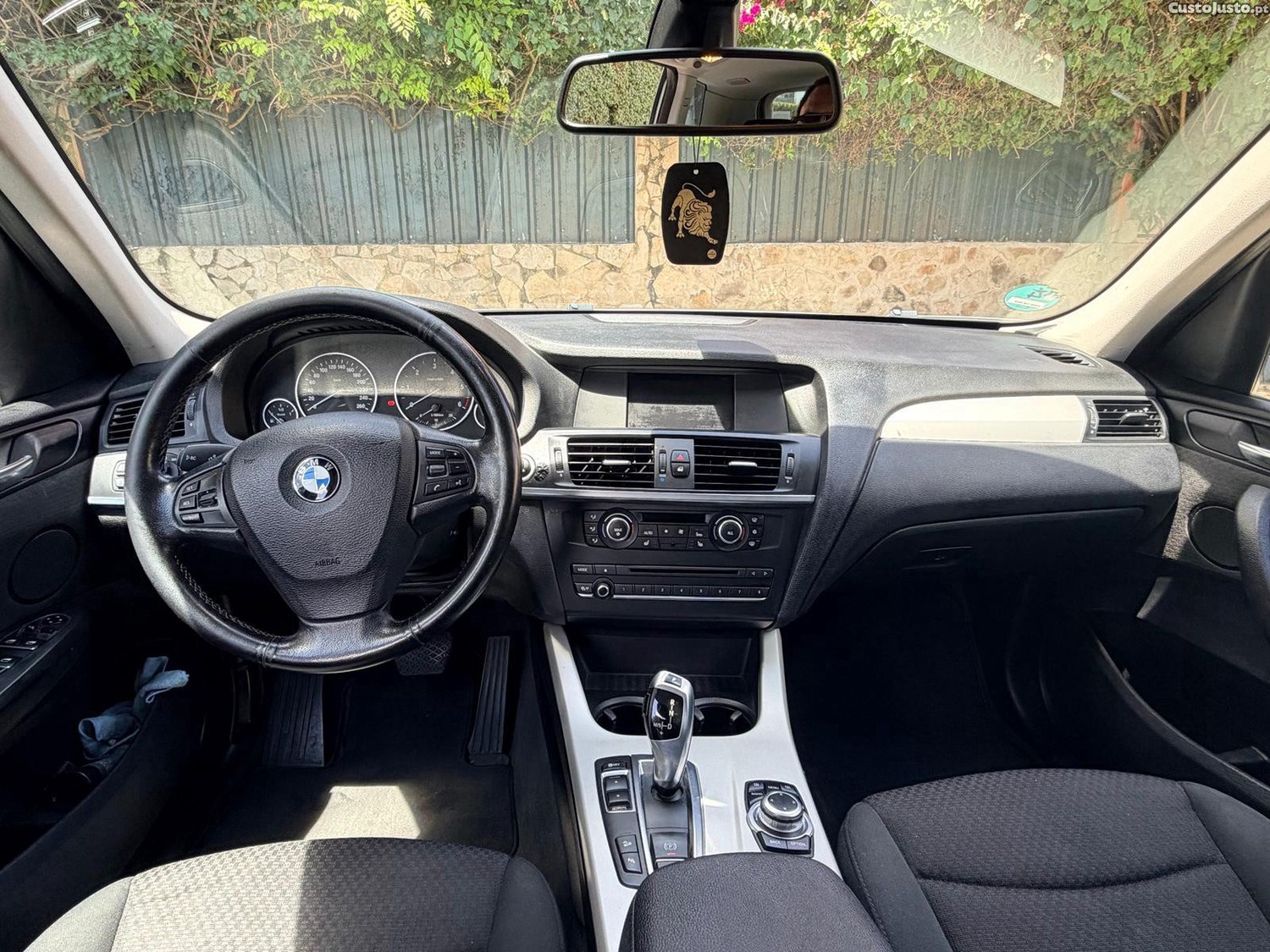 BMW X3 Xdrive20d — fotografia 5