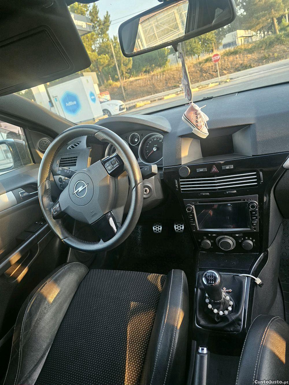 Opel Astra h gtc — fotografia 9