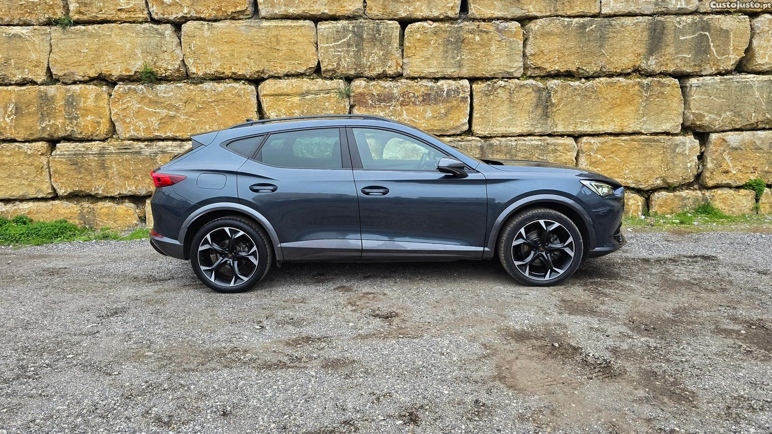 CUPRA Formentor 1.4 e-Hybrid DSG - 22 — photo 4