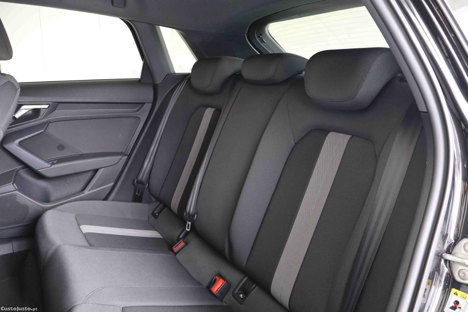 Audi A3 Sportback 30 TFSI S tronic — fotografia 10