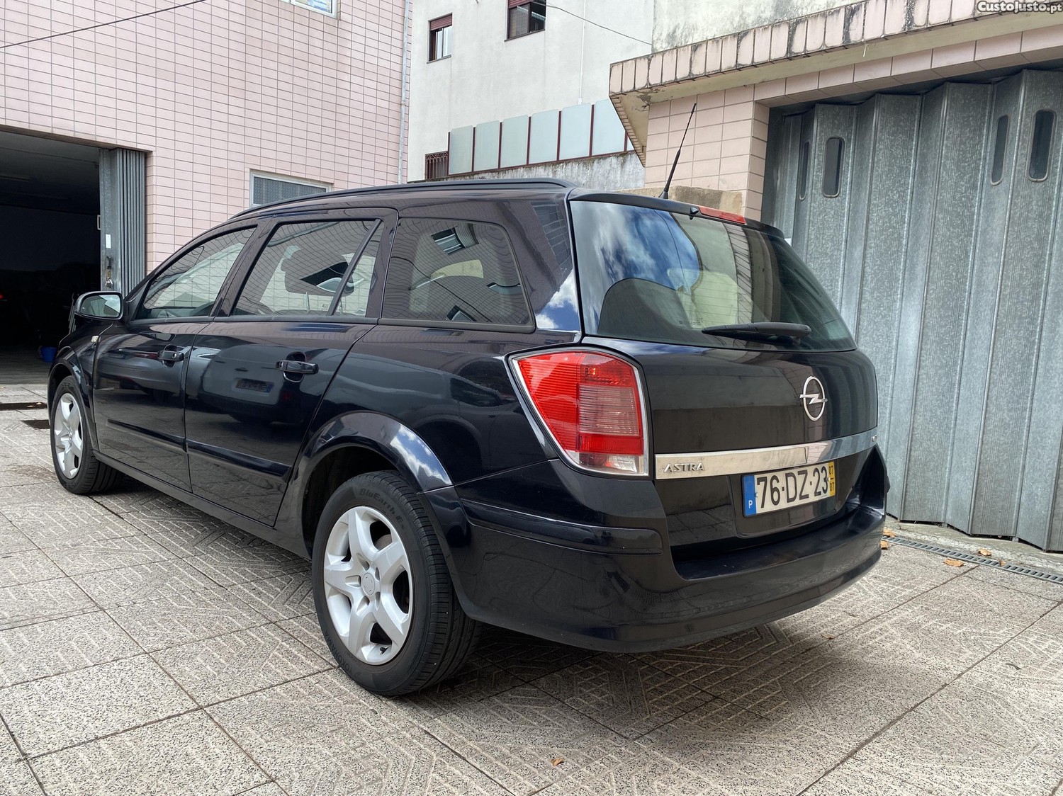 Opel Astra 1.3CDTI 90CV — fotografia 6