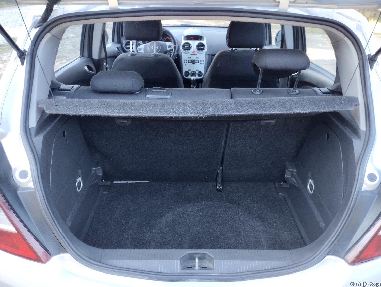 Opel Corsa D 1.3 CDTI 95cv - 5 Lugares - A/C - NACIONAL "Economico" — fotografia 9