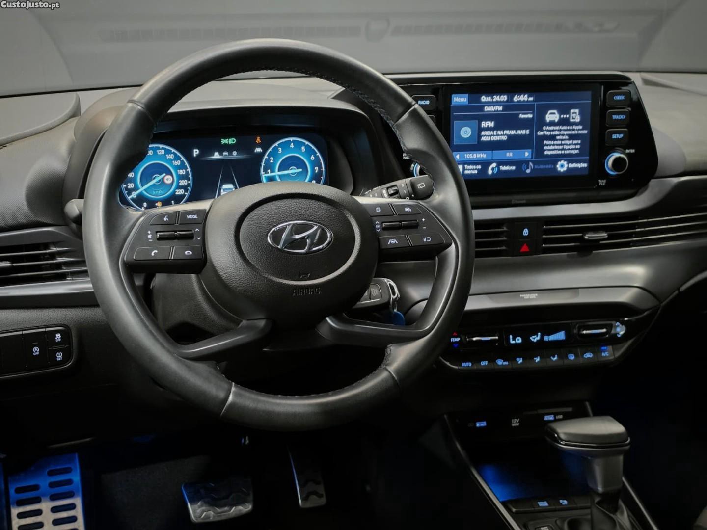 Hyundai Bayon 1.0 T-GDi Premium DCT — fotografia 8
