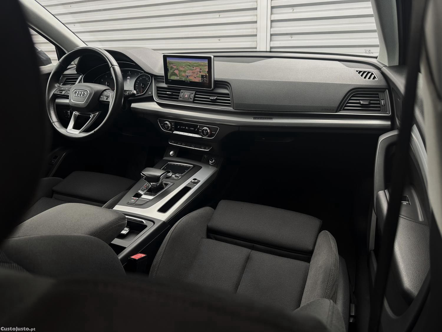 Audi Q5 40 TDI quattro Sport — fotografia 10