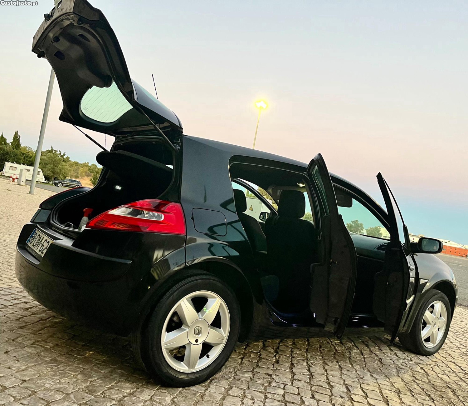Renault Mégane Megane 1.5 — fotografia 9