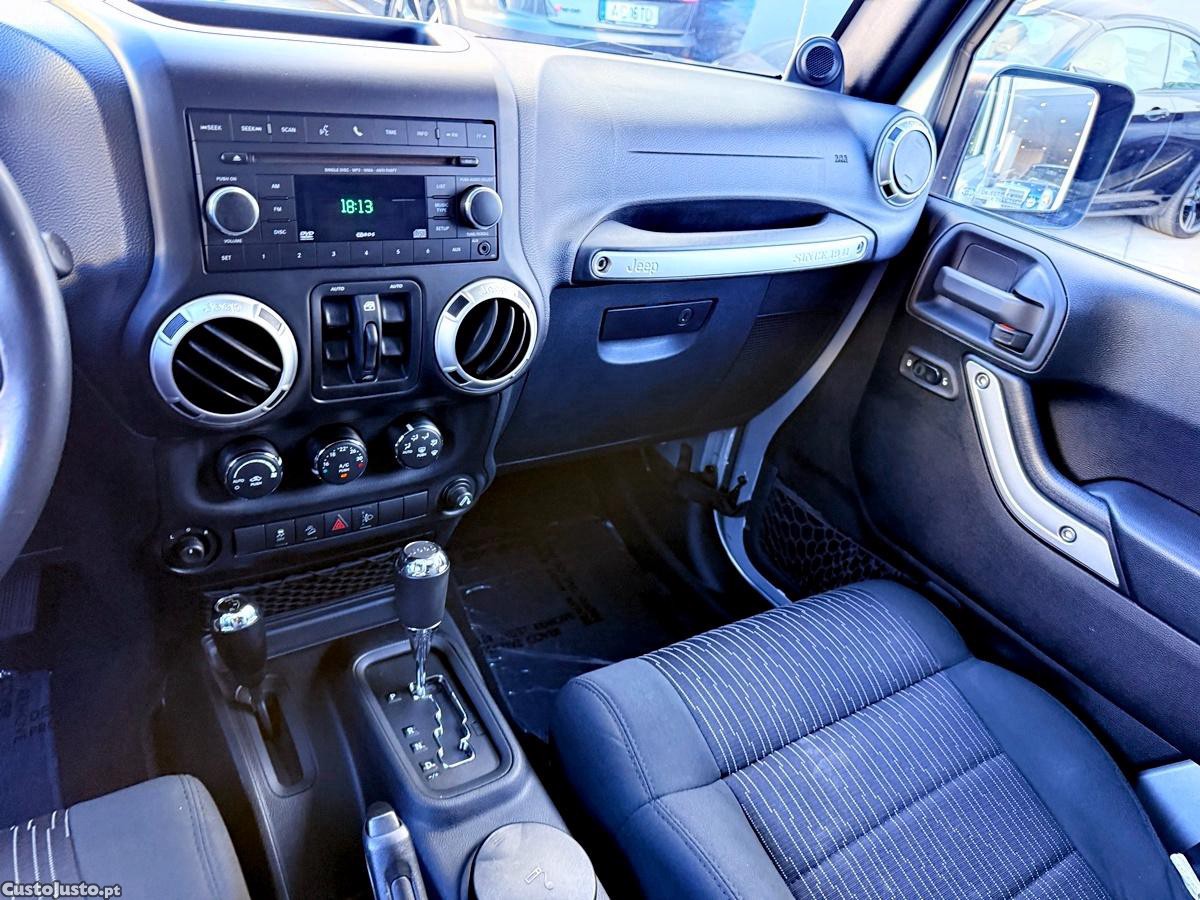 Jeep Wrangler Sahara Unlimited — fotografia 44