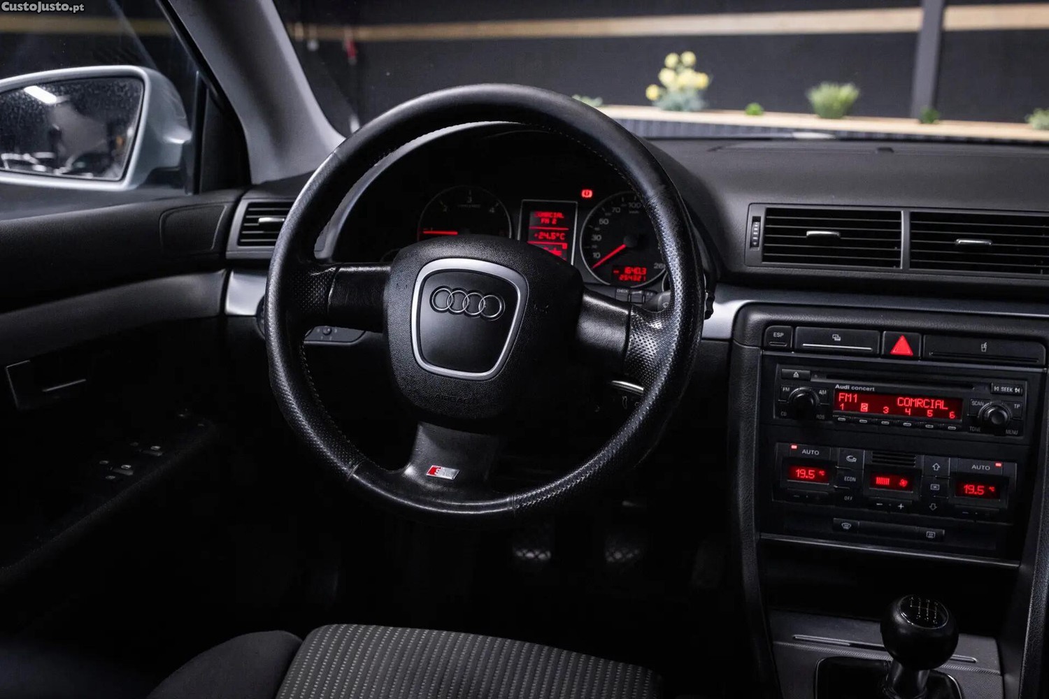 Audi A4 2.0 TDI S-line — fotografia 8
