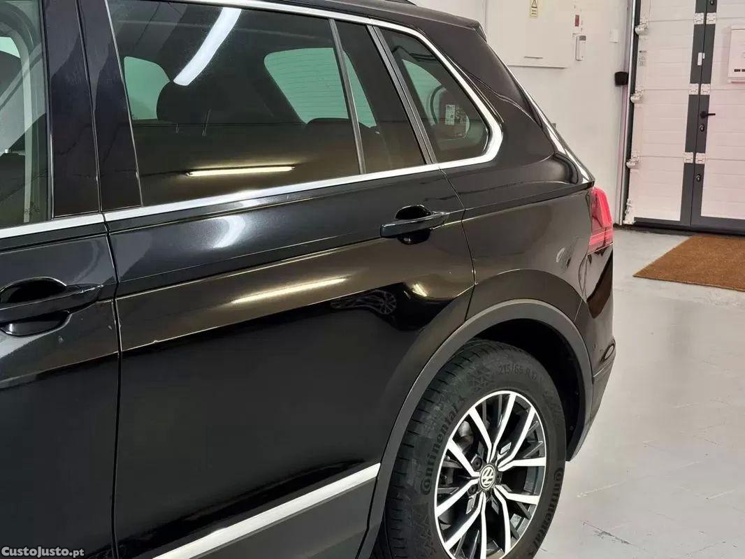 Volkswagen Tiguan 1.6 tdi confortline — fotografia 6