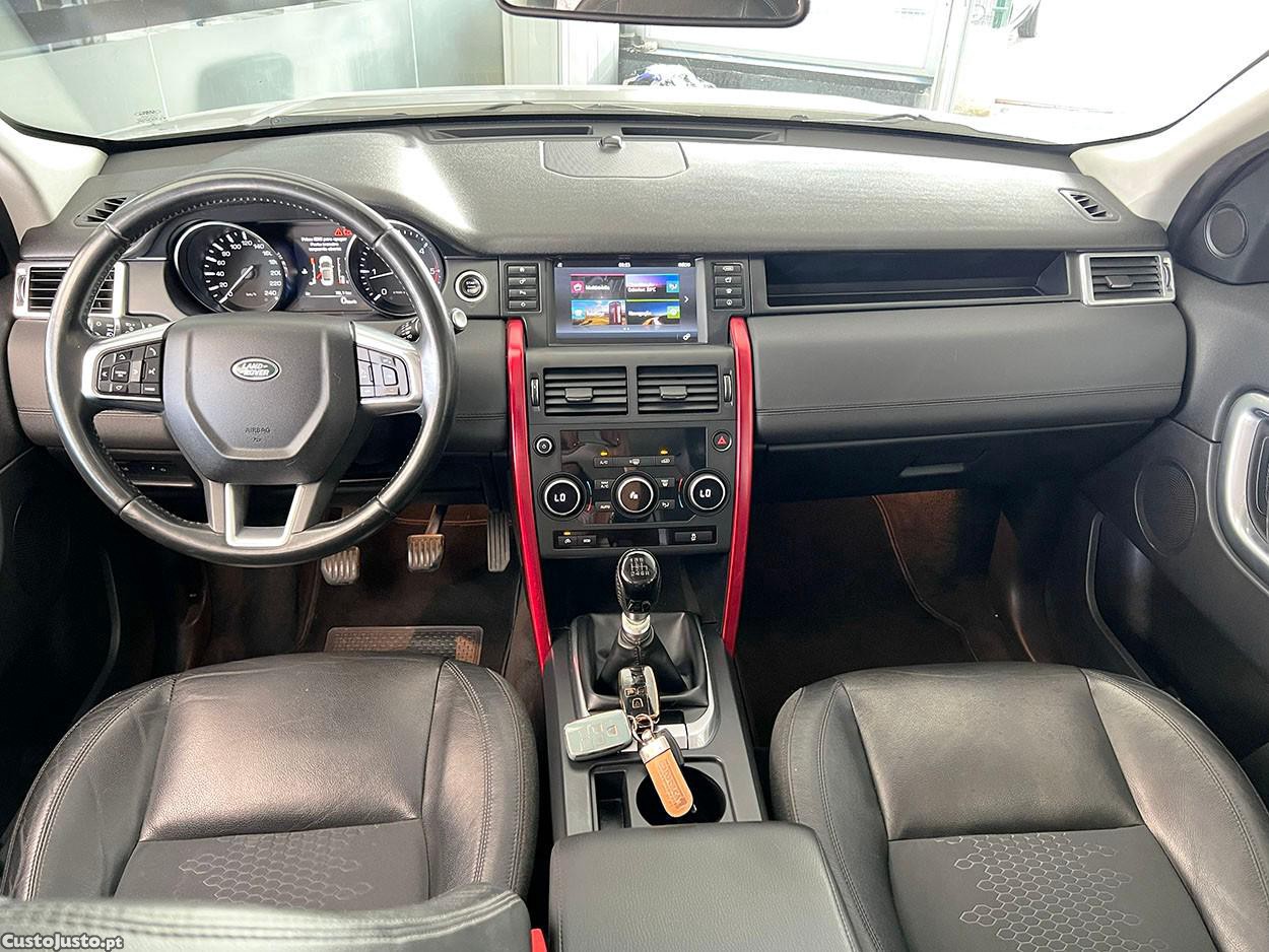 Land Rover Discovery Sport 2.0 eD4 HSE — fotografia 12
