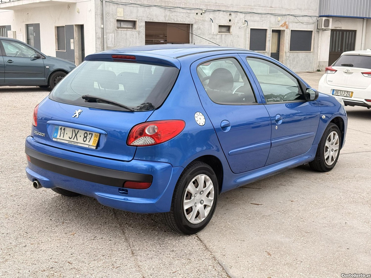 Peugeot 206 1.1i de 2010 — fotografia 15